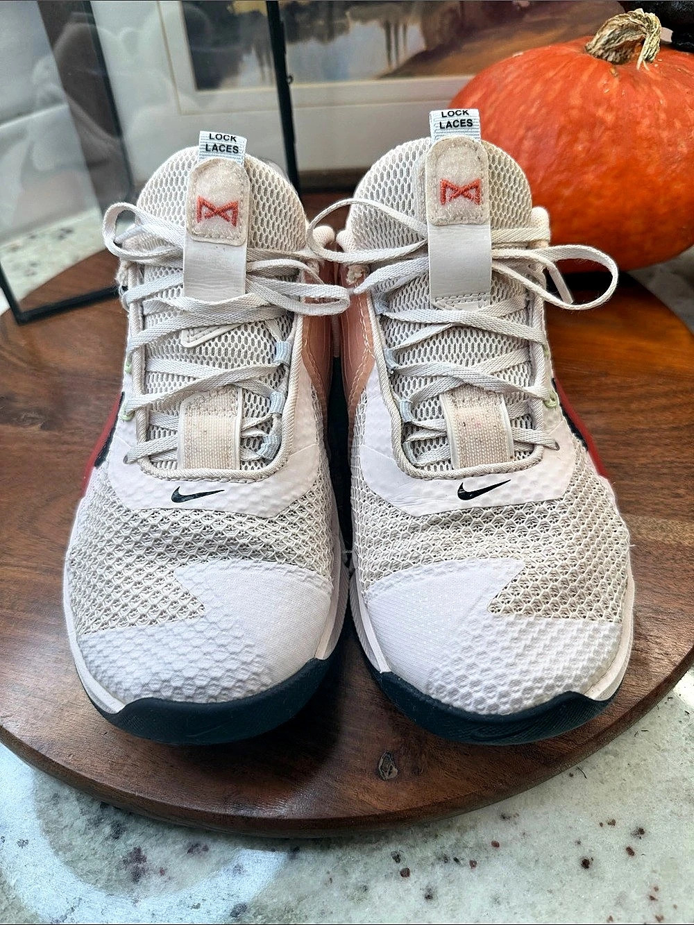 Nike Macon 7 Light Pink Blush White Running Athletic Sneakers